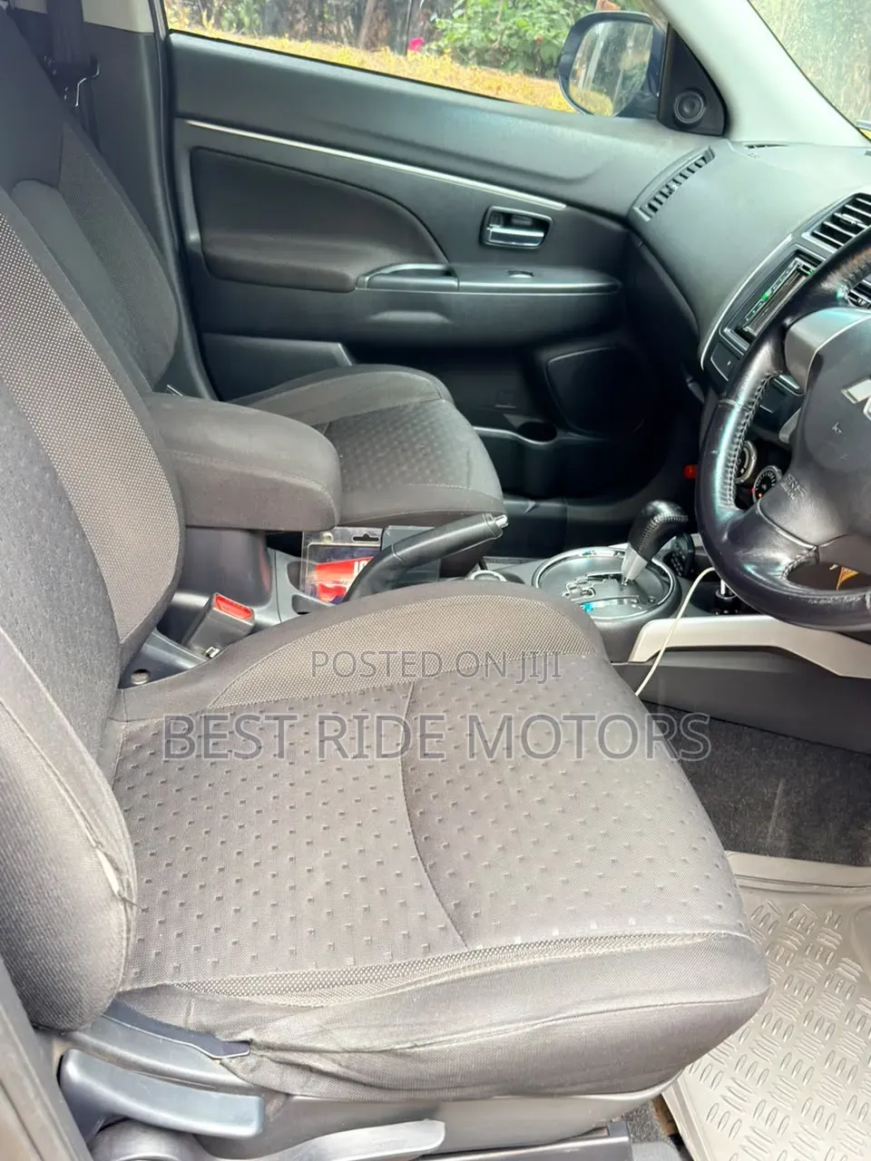Mitsubishi RVR 2010 Silver
