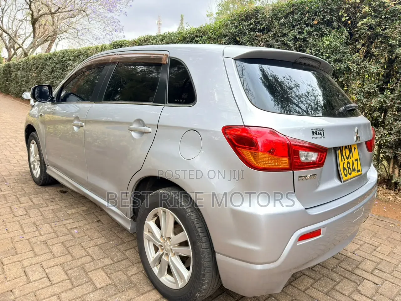 Mitsubishi RVR 2010 Silver