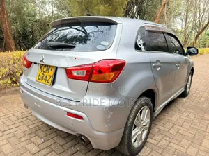 Mitsubishi RVR 2010 Silver