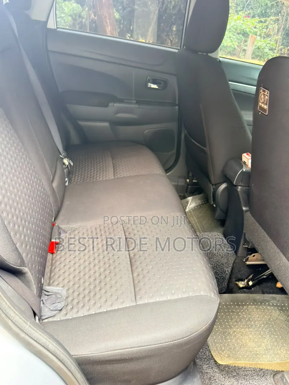 Mitsubishi RVR 2010 Silver