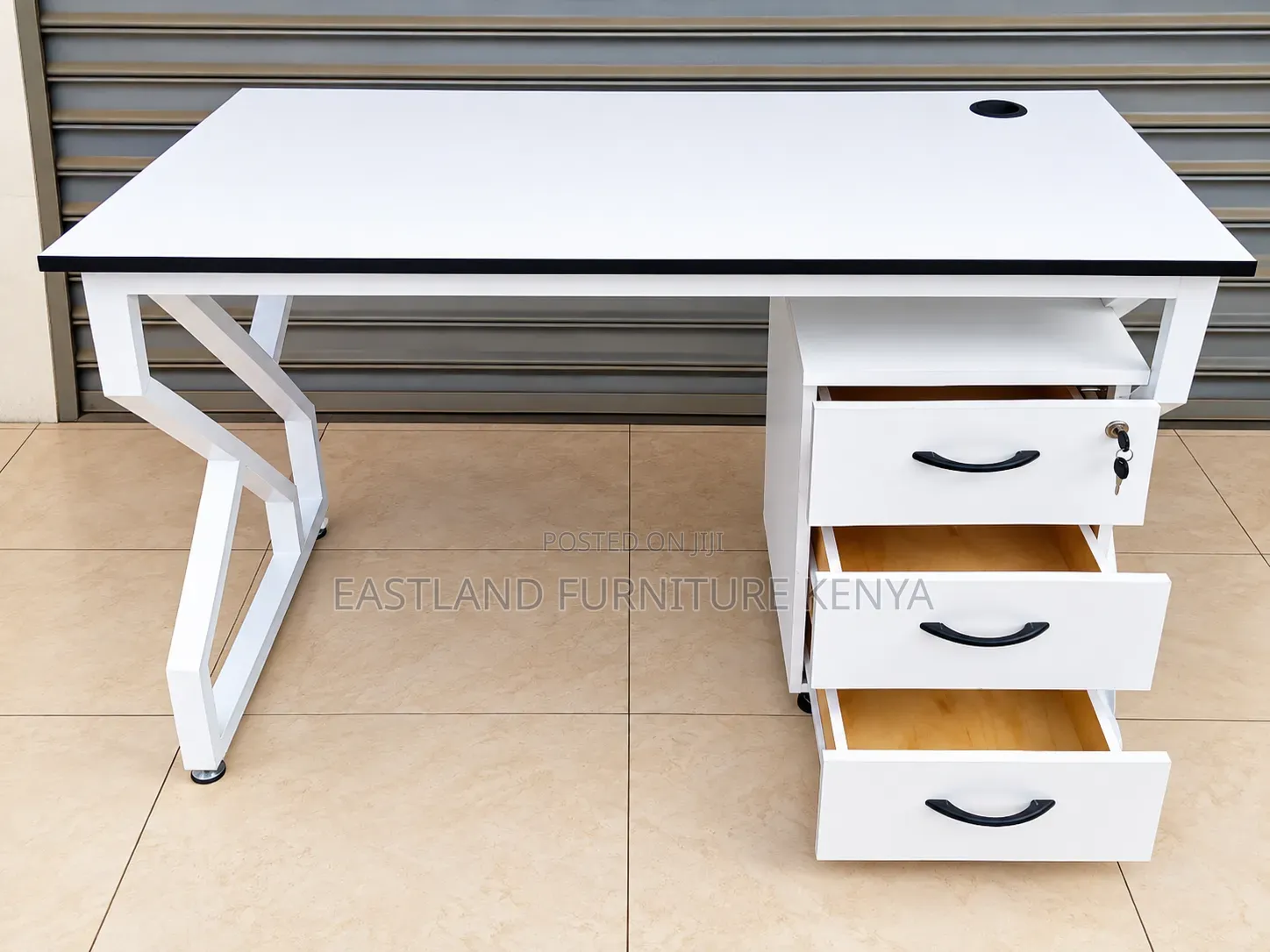 White Office Desk With 3 Lockable Drawers and Stylish Metal Frame