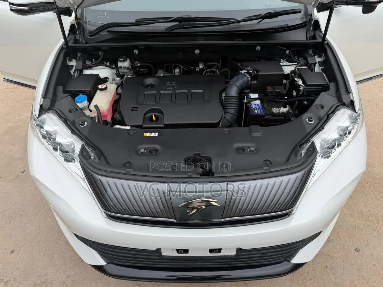Toyota Harrier 2.0 2019 Pearl
