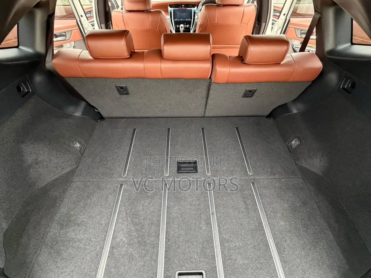 Toyota Harrier 2.0 2019 Pearl