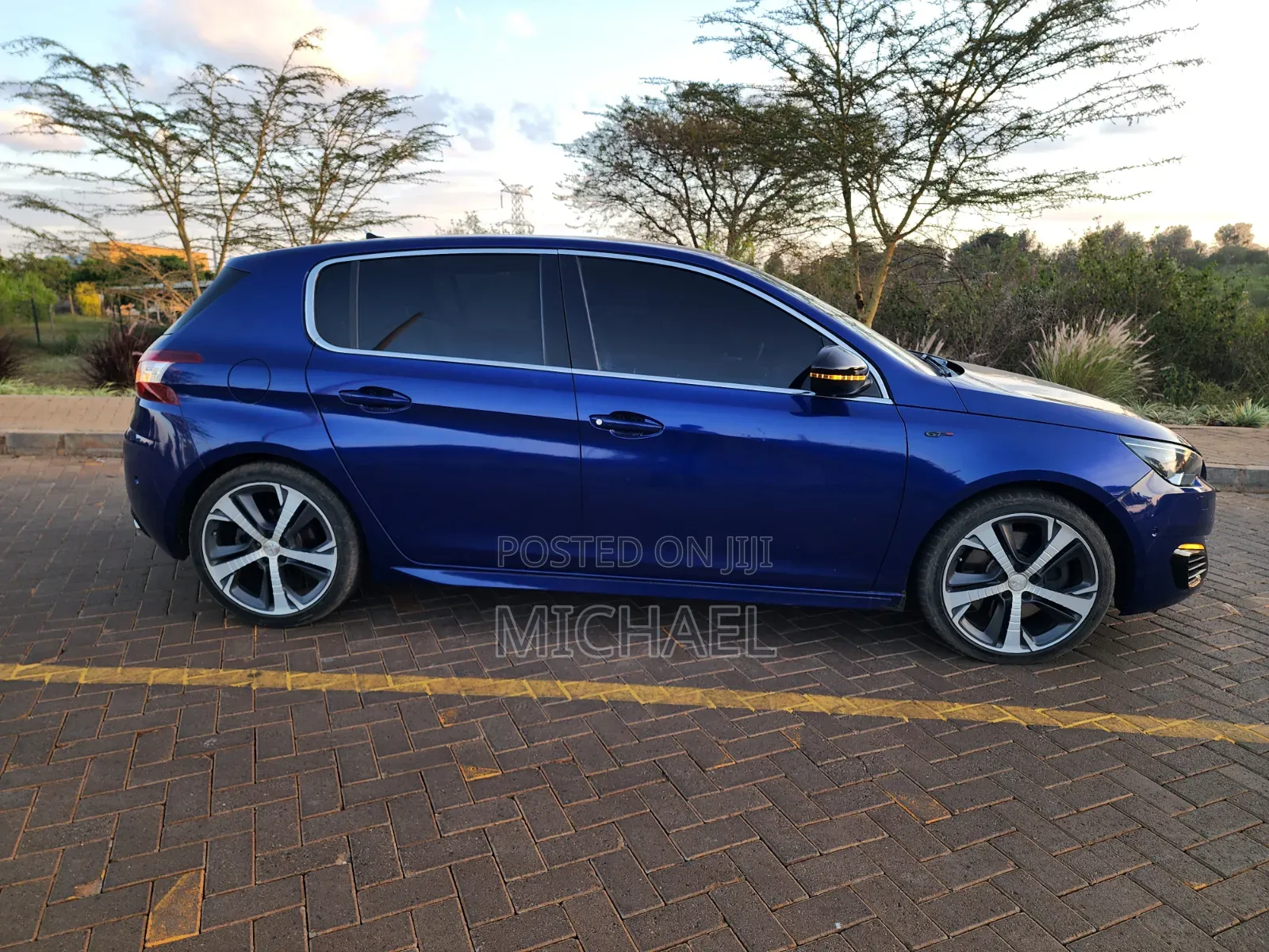 Peugeot 308 2017 Blue