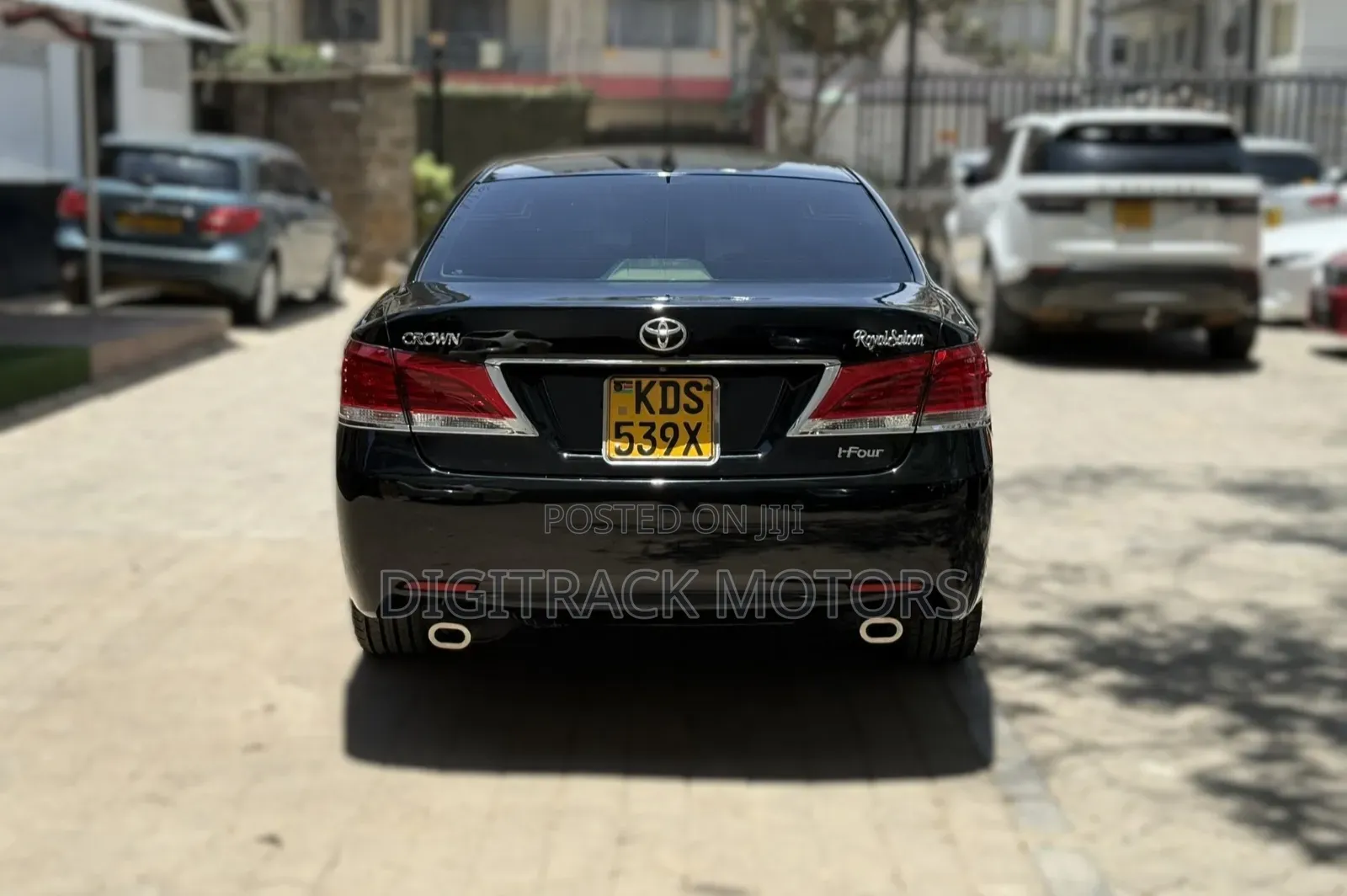 Toyota Crown 2016 Black