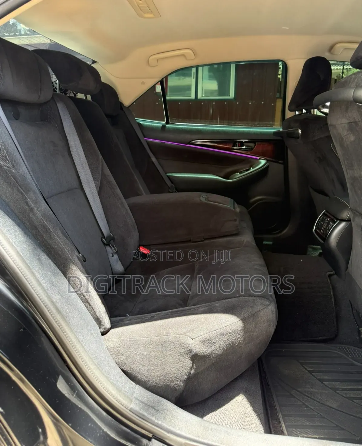Toyota Crown 2016 Black