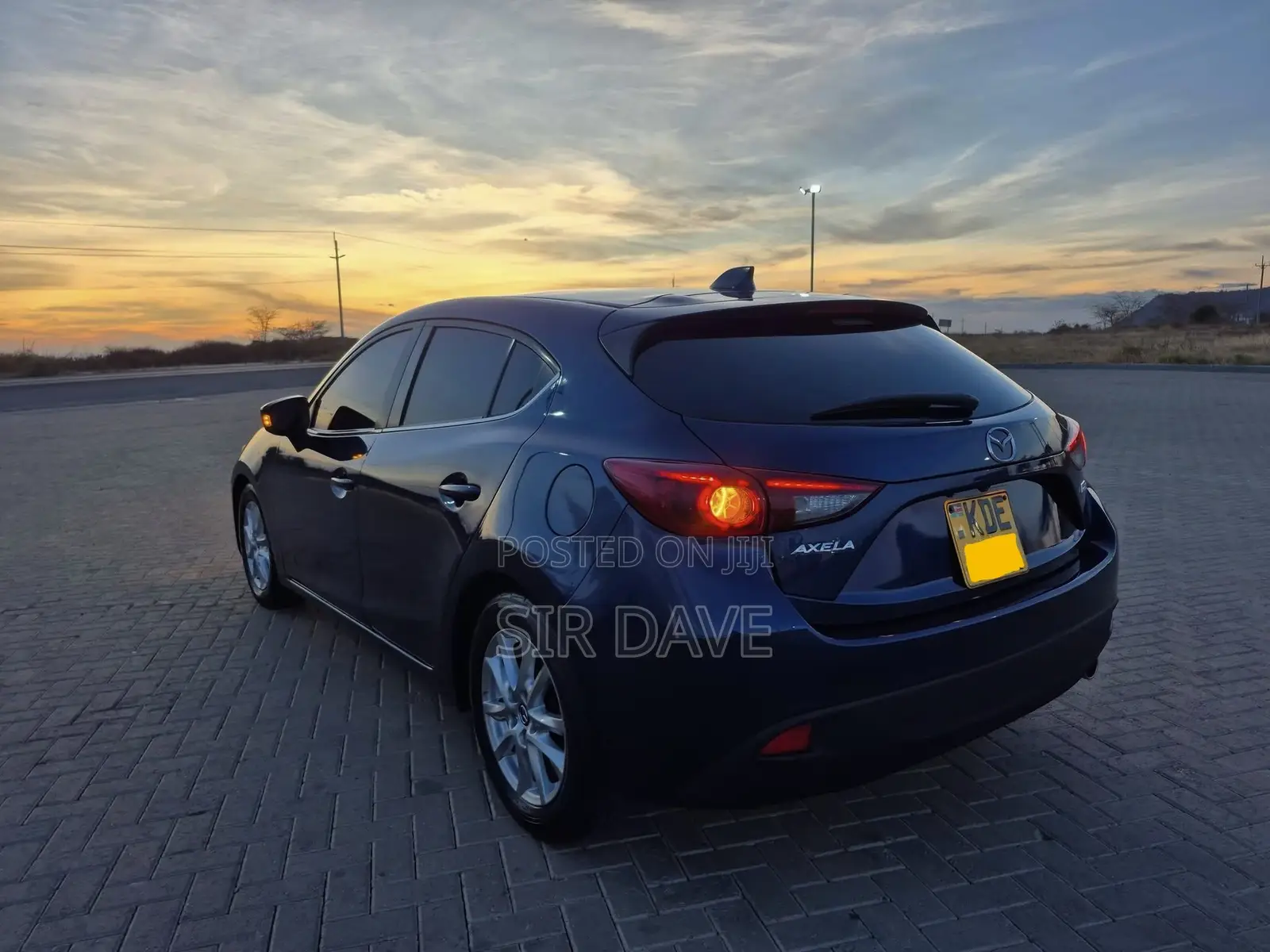 Mazda Axela 2015 Blue