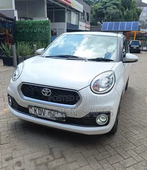 Toyota Passo 1.0 FWD 2018 White