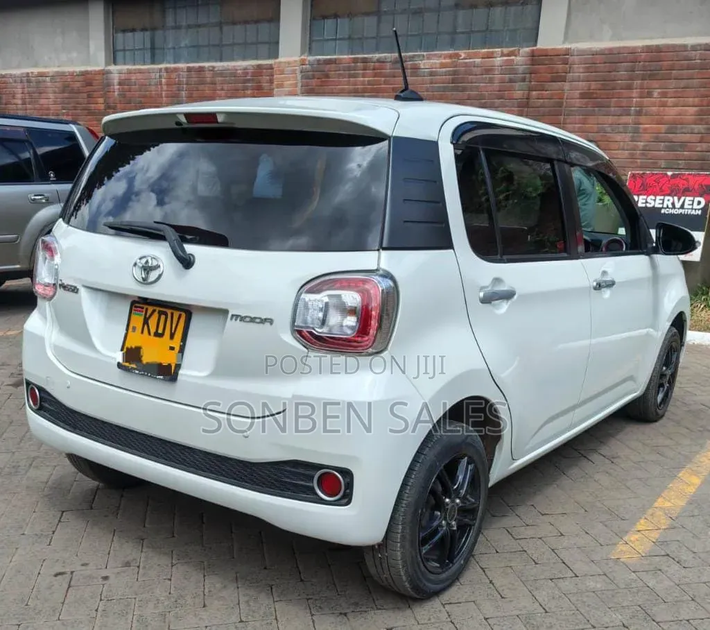 Toyota Passo 1.0 FWD 2018 White