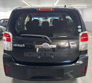 Toyota Spade 2019 Black
