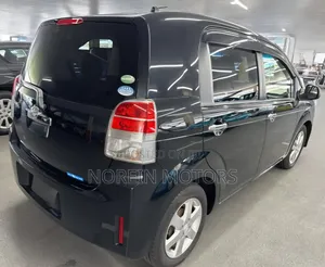 Toyota Spade 2019 Black