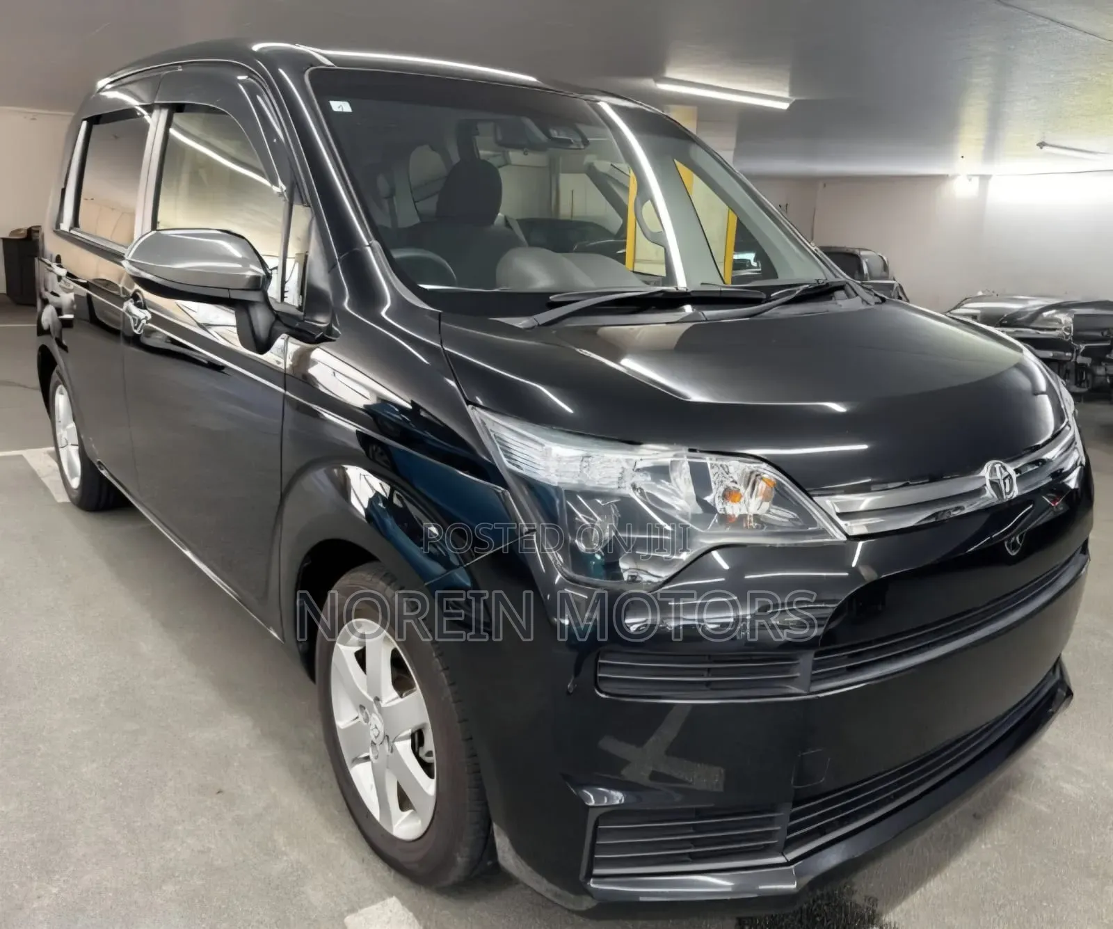 Toyota Spade 2019 Black