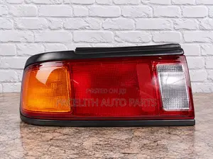 Depo Tail Lamp / Light Nissan Sunny B13 1990 - 1991