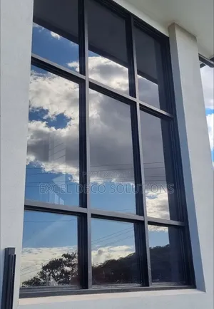 One Way Reflective Window Film for Daytime Privacy