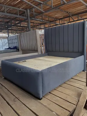 5x6 Grey Velvet Bed