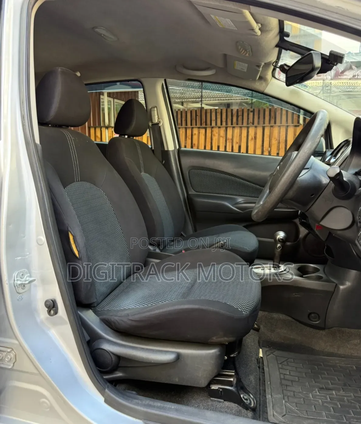 Nissan Note 2014 Silver