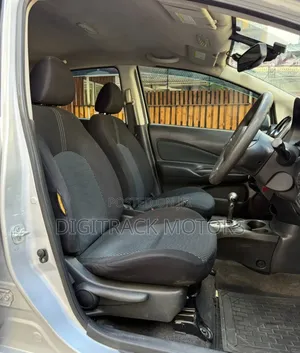 Nissan Note 2014 Silver