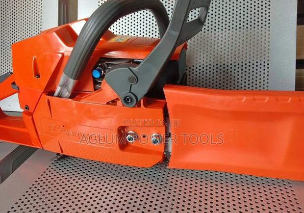 Powersaw Husqvarna 3.2KW With 45cm Blade Length