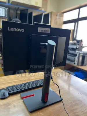 Desktop Computer Lenovo ThinkCentre M715 Tiny 8GB AMD Ryzen 5 SSD 256GB