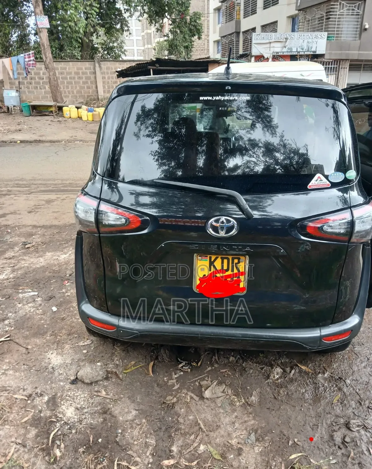 Toyota Sienta 2017 Black