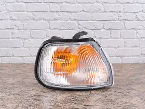 Depo Corner Lamp / Light Nissan Sunny B13 1992 - 1993