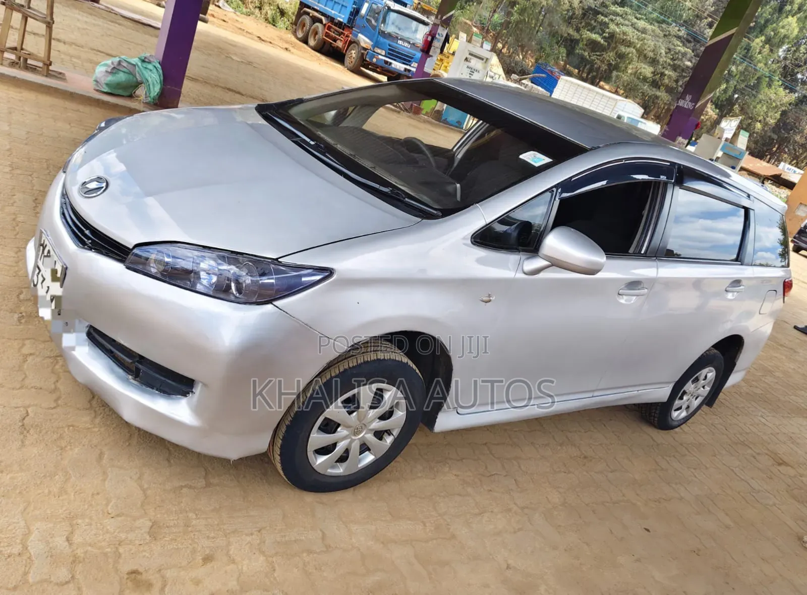 Toyota Wish 2013 Silver