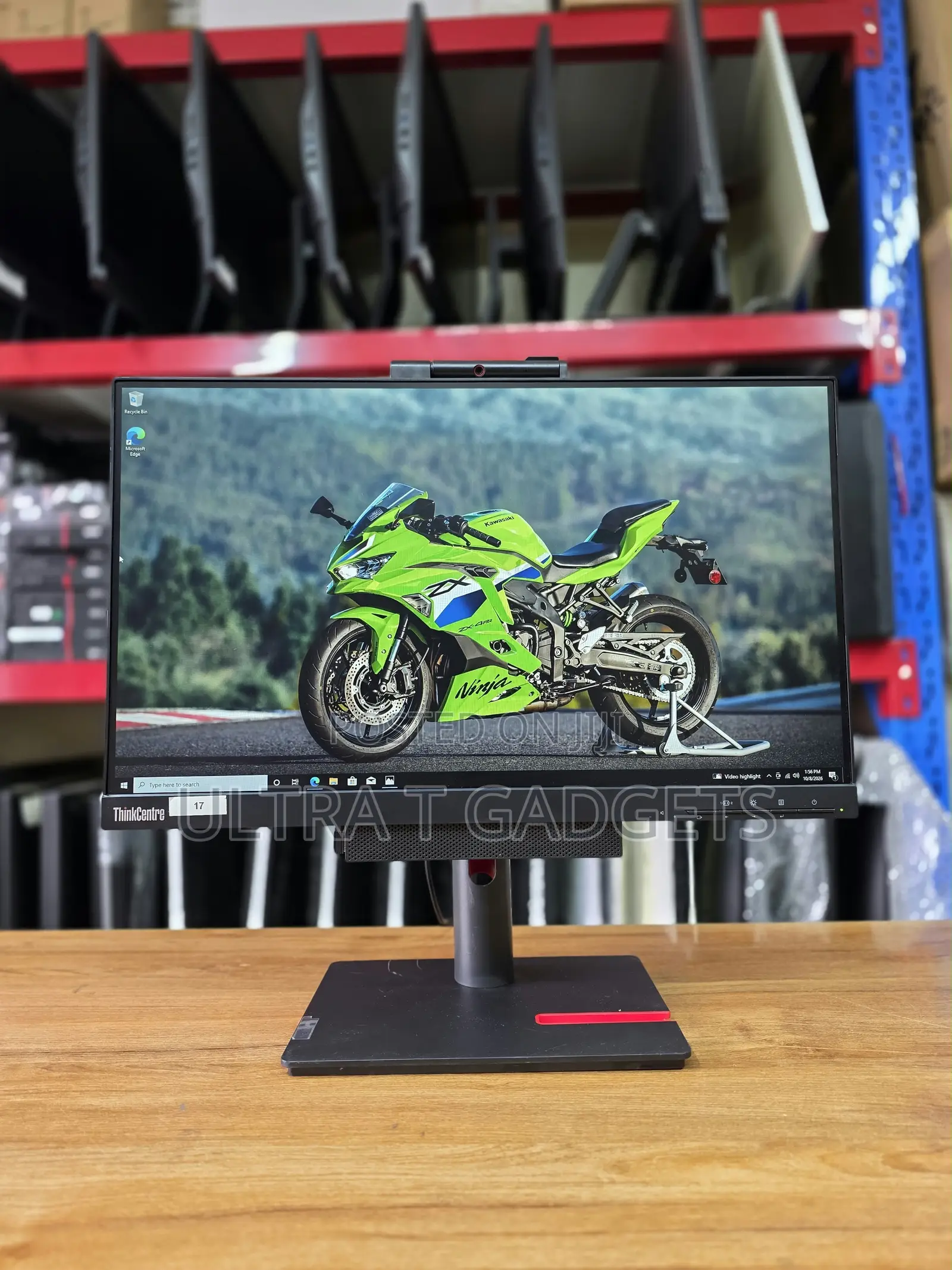 Desktop Computer Lenovo 4GB Intel Core i3 SSD 128GB