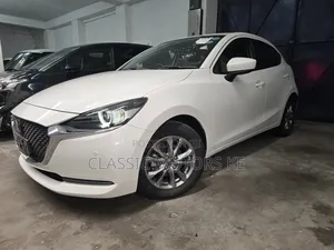 Mazda 2 2020 White