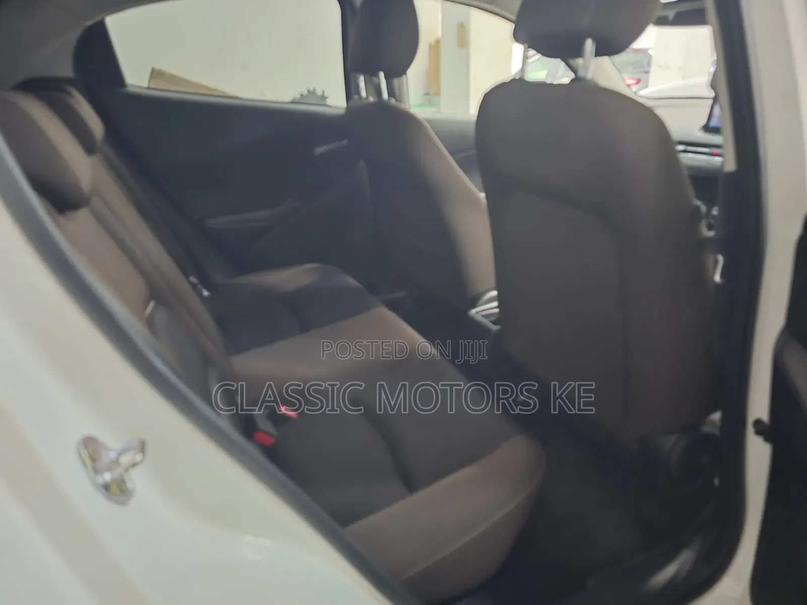Mazda 2 2020 White