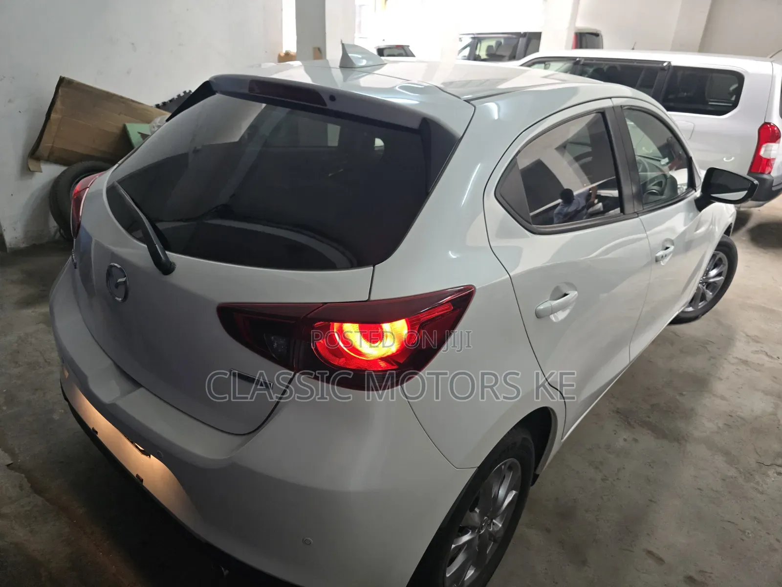 Mazda 2 2020 White