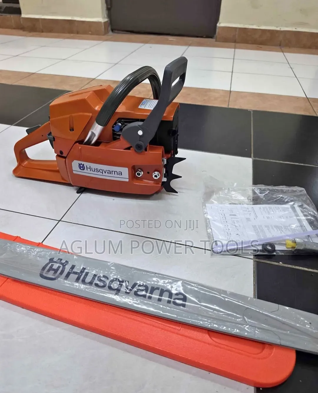 Husqvarna 272xp Powersaw Complete With Accessories