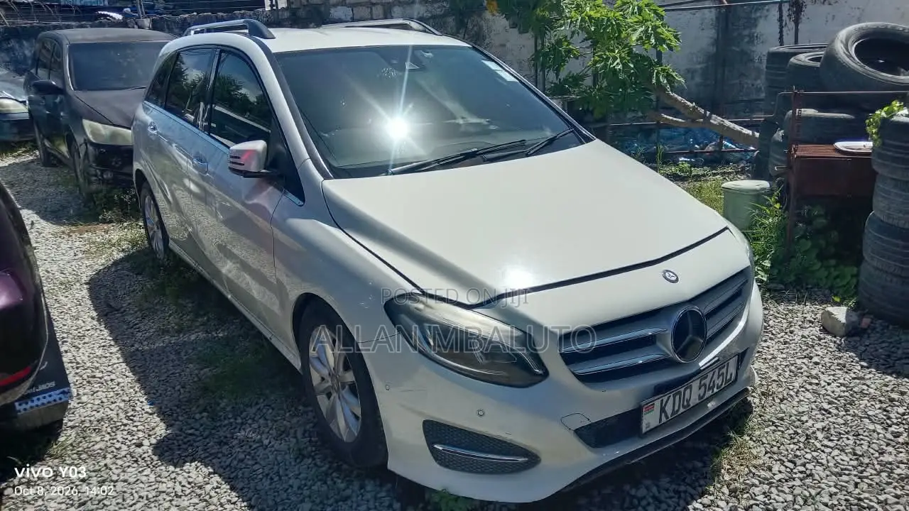Mercedes-Benz A-Class 2018 White