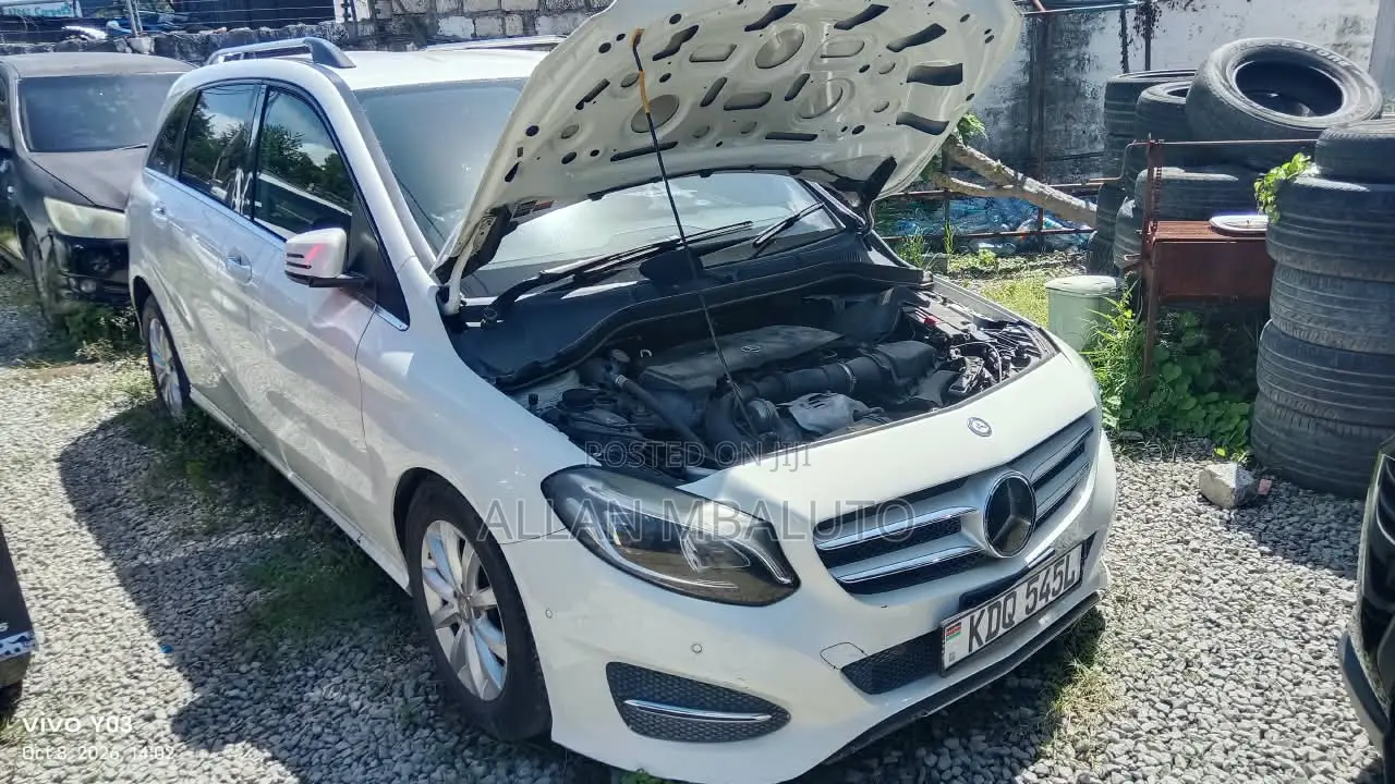 Mercedes-Benz A-Class 2018 White