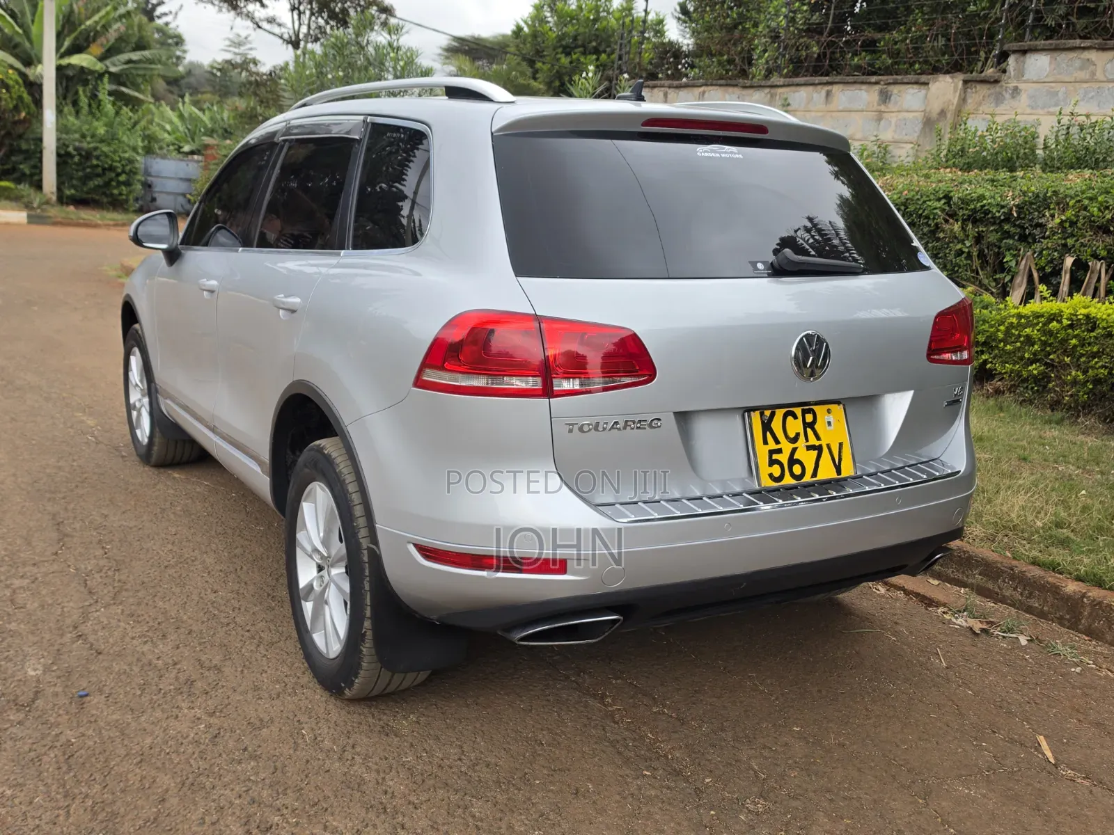 Volkswagen Touareg 2011 Silver