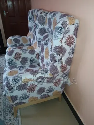 Accent Chair (15k Each)