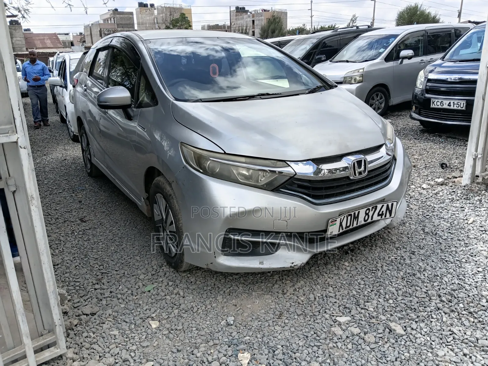 Honda Fit Shuttle 2016 Silver