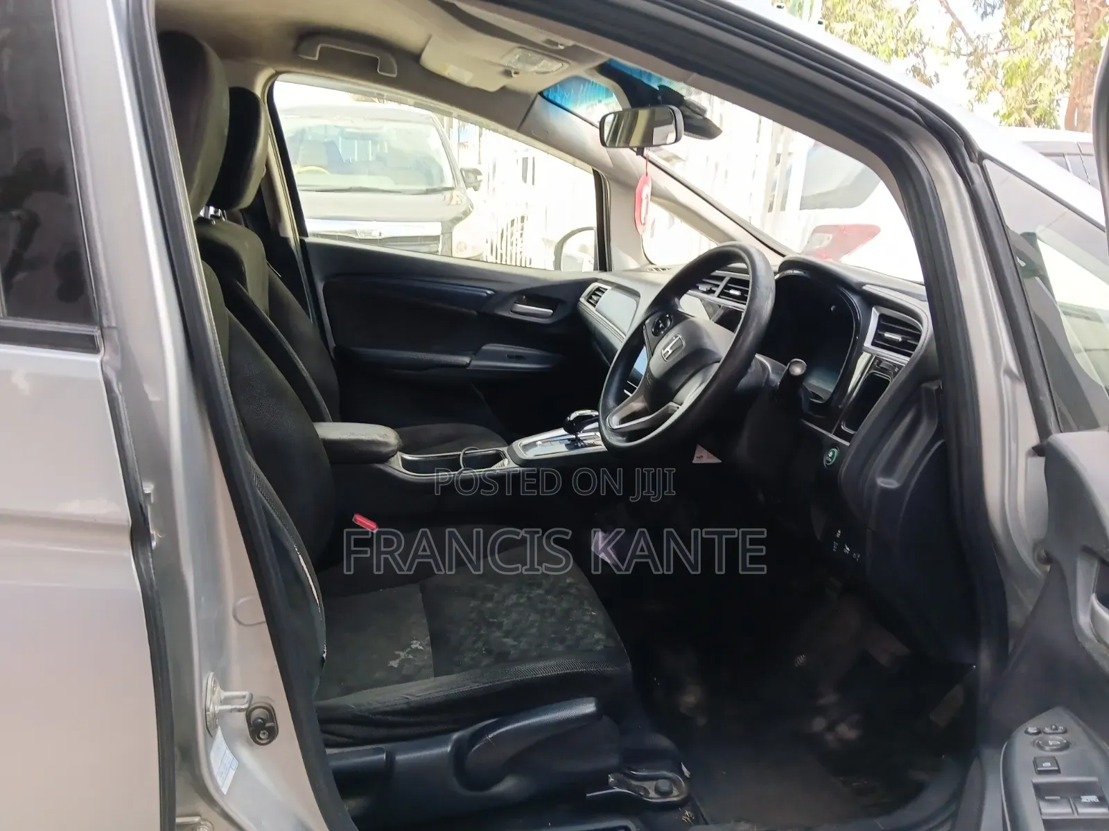 Honda Fit Shuttle 2016 Silver
