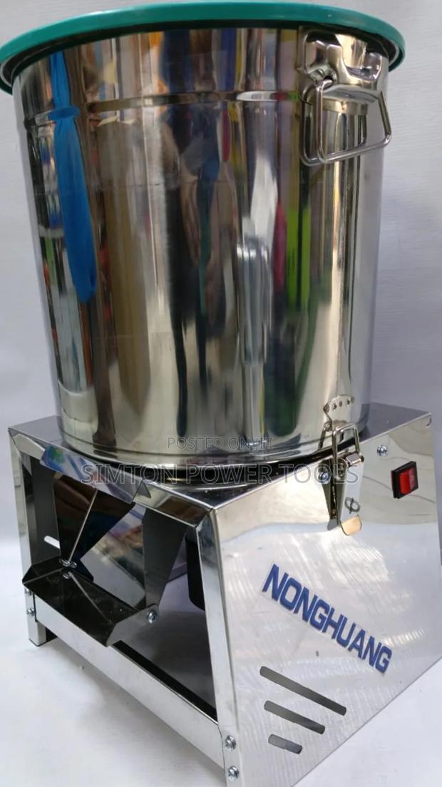 Electric Multifunctional Vegetable Grinder and Chopper Machine - main view