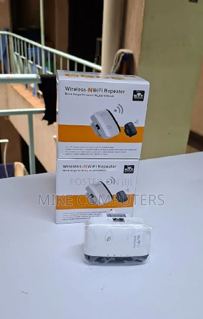 Mobile Wireless Repeater Wifi Extender 300mbps