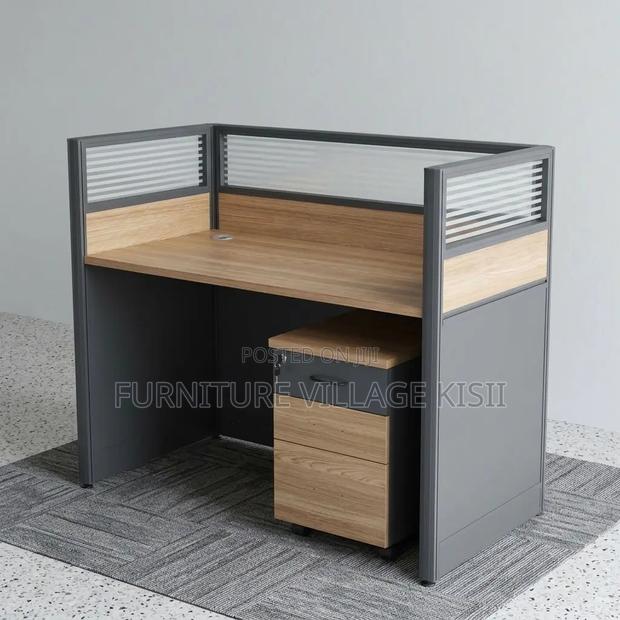 One-User Office Workstation - thumbnail 14