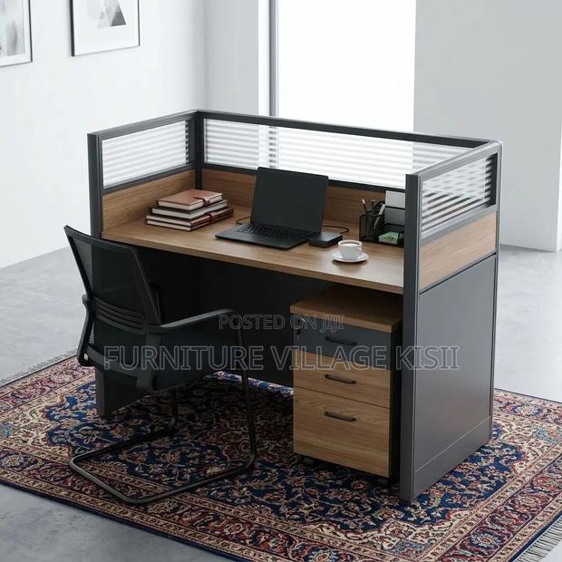 One-User Office Workstation - thumbnail 13