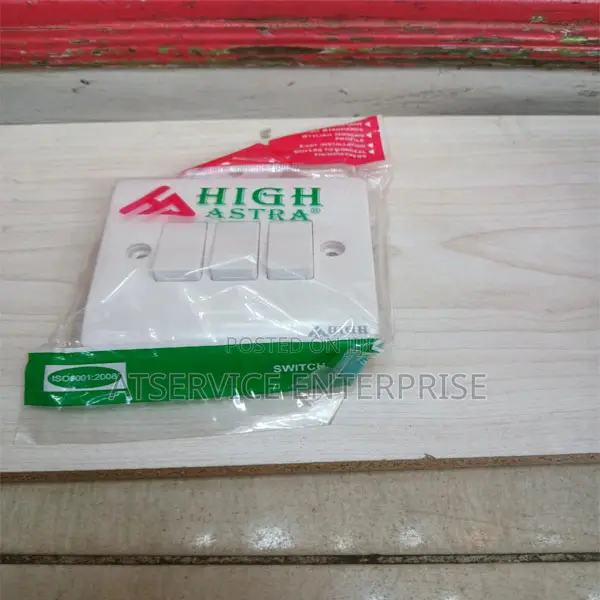High Astra 3-Gang 2way Wall Light Switch