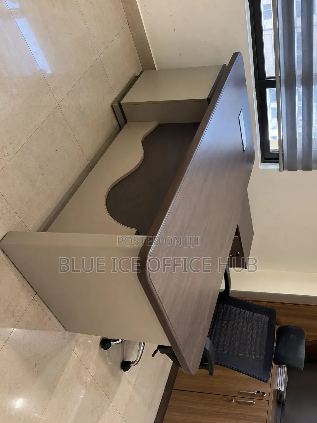 Executive Office Desk – Modern Wooden Office Table in Kenya.