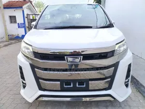 Toyota Noah 2.0 FWD (7 Seater) 2020 Pearl