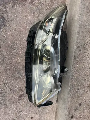 Honda Odessy Headlight Zenon