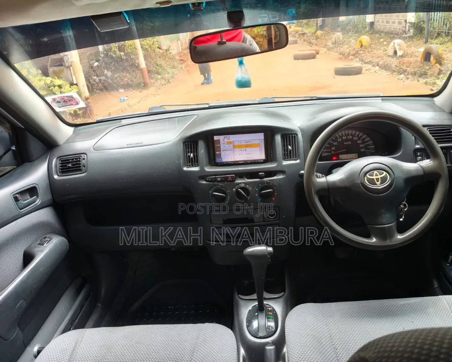 Toyota Succeed 2011 Silver