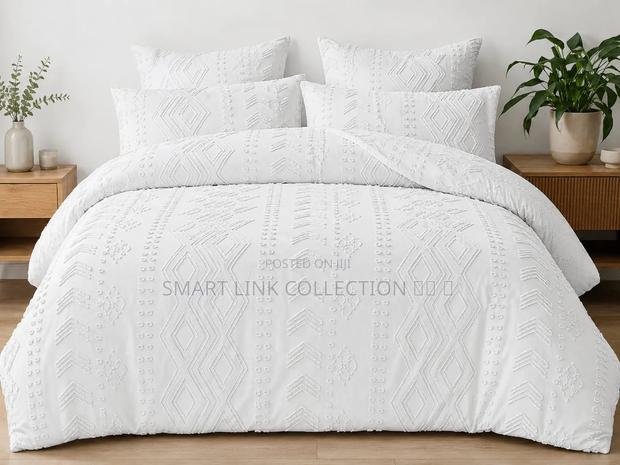 Tufted Duvet Cover Set - thumbnail 7