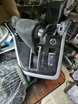 Gear Selector Serena C27