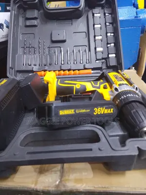 New Brand DeWalt Cordless Drill/36v DeWalt Reachable Drill