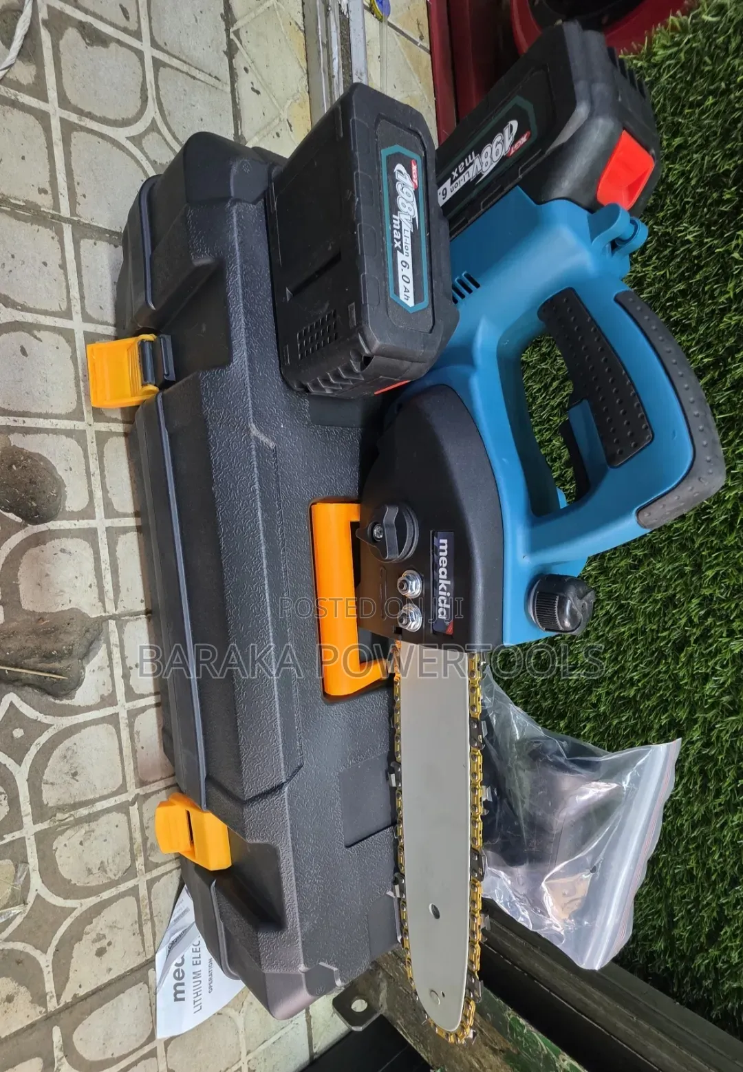 12" Cordless Chainsaw